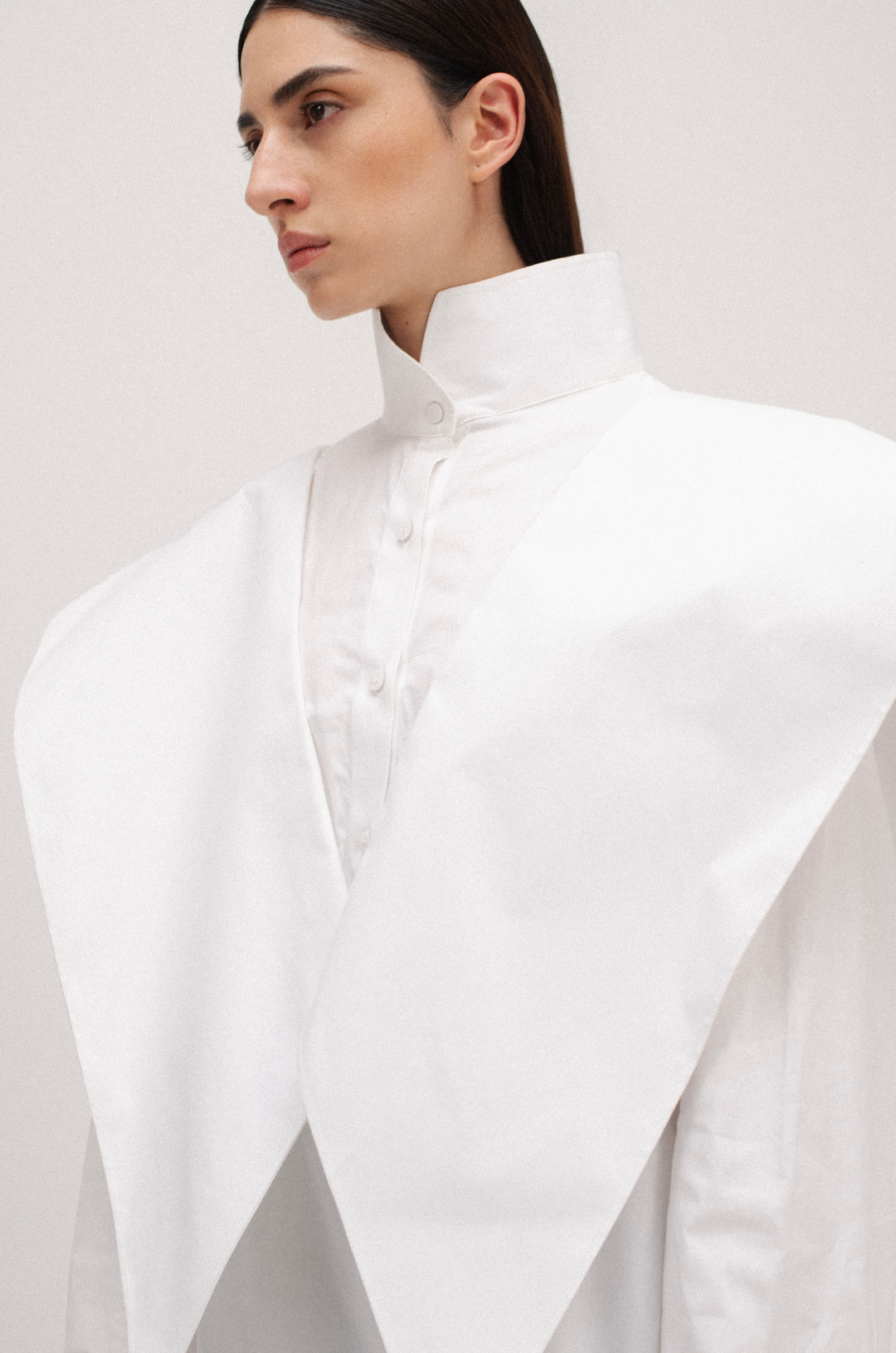 STRUCTURED COLLAR SHIRT
