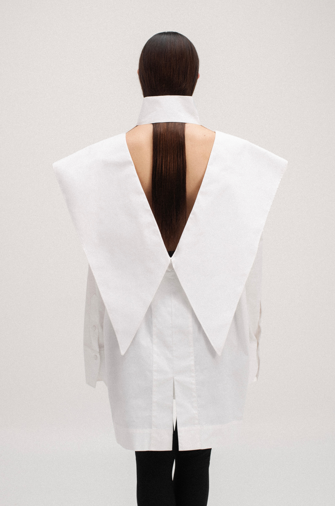 STRUCTURED COLLAR SHIRT